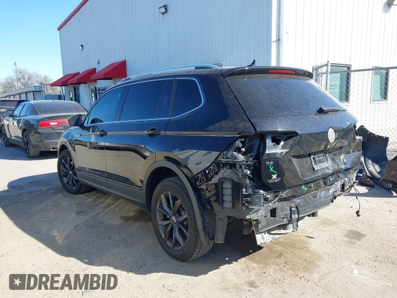 2023 Volkswagen Tiguan SE with VIN 3VV3B7AX3PM085470, listed as a IAAI auction lot 41731153 with 14,911 mi miles and . Bid and sale history available at DreamBid. Image 15.