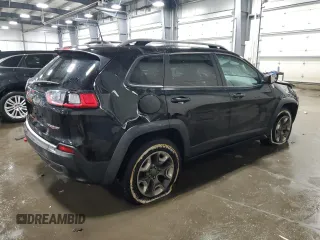 2019 Jeep Cherokee Trailhawk Elite with VIN 1C4PJMBX9KD461643, listed as a Copart auction lot 46308055 with 84,009 mi miles and Salvage Title. Bid and sale history available at carsss.com. Image 3.