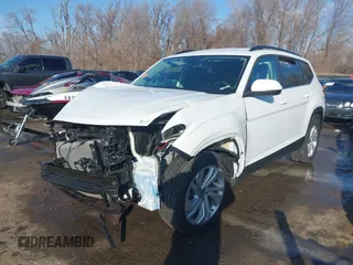 2023 Volkswagen Atlas SE с VIN 1V2HR2CA1PC556110, выставлен на аукционе IAAI как лот 41131285 с пробегом 13 543 миль миль и . История ставок и продаж доступна на DreamBid. Изображение 18.