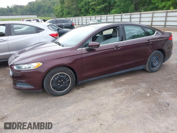 2013 Ford Fusion S with VIN 3FA6P0G71DR358891, listed as a IAAI auction lot 42172614 with 105,152 mi miles and . Bid and sale history available at carsss.com. Image 2.