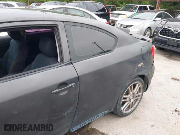 2006 Scion tC z VIN JTKDE177760091894, wystawiony jako IAAI lot #42465468 z przebiegiem 240 821 mil mil oraz . Historia ofert i sprzedaży dostępna na DreamBid. Obrazek 12.