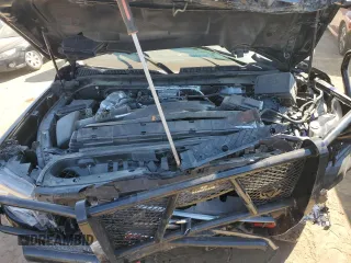 2023 GMC Sierra 3500HD AT4 z VIN 1GT49VEY1PF260918, wystawiony jako Copart lot #72765654 z przebiegiem 13 596 mil mil oraz Szkoda całkowita • Salvage title. Historia ofert i sprzedaży dostępna na DreamBid. Obrazek 12.