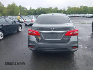 2019 Nissan Sentra S z VIN 3N1AB7AP7KY238779, wystawiony jako IAAI lot #42182339 z przebiegiem 75 136 mil mil oraz . Historia ofert i sprzedaży dostępna na DreamBid. Obrazek 17.