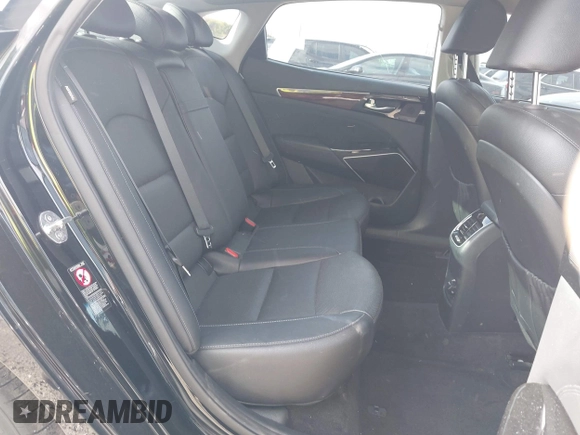 2018 Kia Cadenza Premium with VIN KNALB4J18J5120345, listed as a IAAI auction lot 42079048 with 46,371 mi miles. Bid and sale history available at carsss.com. Image 8.