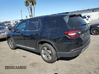 2025 Honda Pilot EX-L with VIN 5FNYG2H40SB002708, listed as a Copart auction lot 46706125 with 2,978 mi miles and Salvage Title. Bid and sale history available at carsss.com. Image 2.