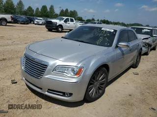 2012 Chrysler 300 C Luxury Series with VIN 2C3CCAPT7CH290770, listed as a Copart auction lot 55807484 with 81,042 mi miles and Salvage Title. Bid and sale history available at carsss.com. Image 1.