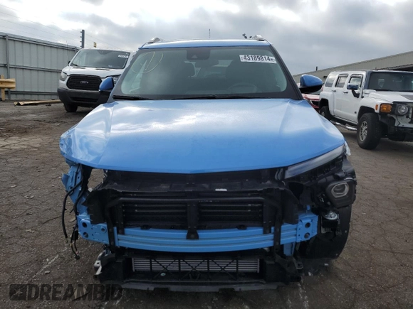 2024 Chevrolet TrailBlazer LT with VIN KL79MPS2XRB055699, listed as a Copart auction lot 43189814 with 796 mi miles and Salvage Title. Bid and sale history available at DreamBid. Image 5.