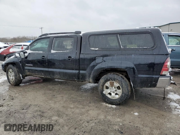 2014 Toyota Tacoma with VIN 3TMMU4FN7EM065660, listed as a Copart auction lot 53133665 with 83,505 mi miles and Salvage title. Bid and sale history available at DreamBid. Image 2.