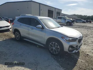 2020 BMW X1 xDrive28i z VIN WBXJG9C04L3L89568, wystawiony jako Copart lot #56646715 z przebiegiem 133 790 mil mil oraz Szkoda całkowita • Salvage title. Historia ofert i sprzedaży dostępna na DreamBid. Obrazek 4.