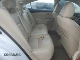 2012 Lexus ES 330 z VIN JTHBK1EG1C2507897, wystawiony jako Copart lot #55628715 z przebiegiem 96 169 mil mil oraz Nie do naprawy • Non repairable. Historia ofert i sprzedaży dostępna na DreamBid. Obrazek 10.