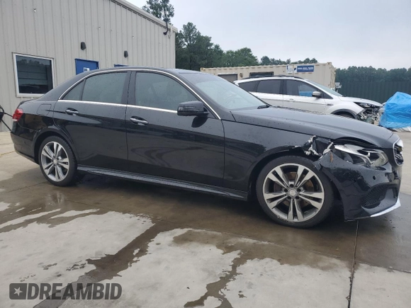 2014 Mercedes-Benz E 350 Luxury with VIN WDDHF8JB9EB066838, listed as a Copart auction lot 58304005 with 89,239 mi miles and Salvage title. Bid and sale history available at DreamBid. Image 4.