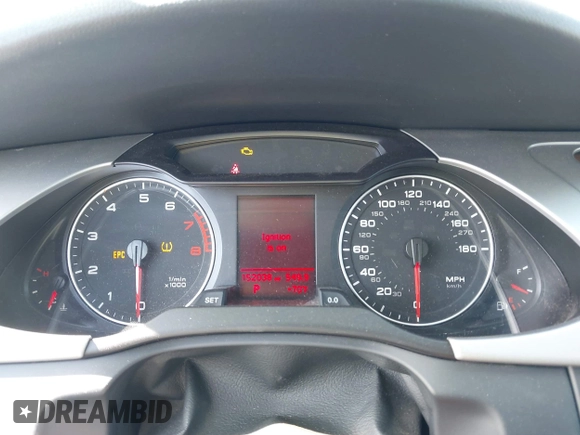 2011 Audi A4 Premium z VIN WAUAFAFL0BN039748, wystawiony jako IAAI lot #42323530 z przebiegiem 152 038 mil mil oraz . Historia ofert i sprzedaży dostępna na DreamBid. Obrazek 7.