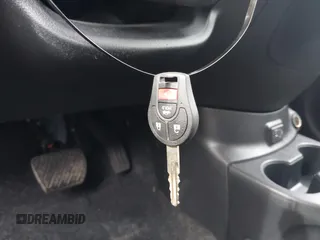 2019 Nissan Versa SV z VIN 3N1CN7AP8KL838112, wystawiony jako IAAI lot #41930746 z przebiegiem 27 404 mil mil oraz . Historia ofert i sprzedaży dostępna na DreamBid. Obrazek 11.