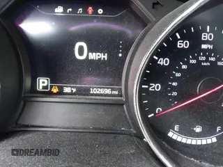 2016 Kia Sedona SX-L with VIN KNDME5C16G6148150, listed as a IAAI auction lot 41744207 with 102,696 mi miles. Bid and sale history available at carsss.com. Image 16.