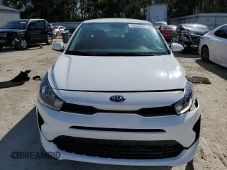 2021 Kia Rio LX with VIN 3KPA24AD7ME421086, listed as a Copart auction lot 43336485 with 58,620 mi miles and Salvage Title. Bid and sale history available at carsss.com. Image 5.