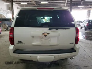 2008 Chevrolet Tahoe 3LT z VIN 1GNFK13088R228106, wystawiony jako Copart lot #59658525 z przebiegiem 177 243 mil mil oraz Czysty tytuł • Clean title. Historia ofert i sprzedaży dostępna na DreamBid. Obrazek 6.