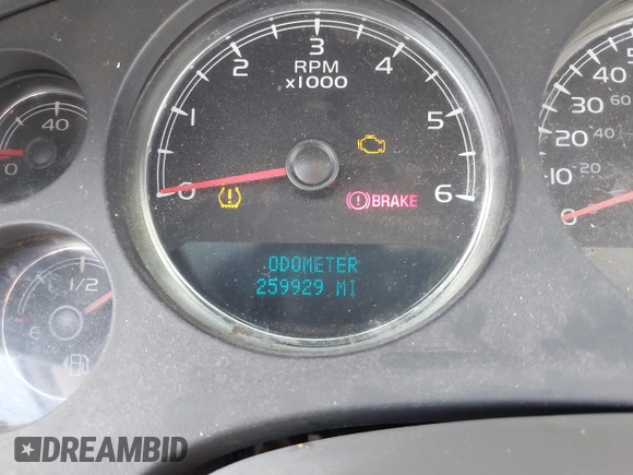 2007 Chevrolet Suburban LT with VIN 3GNFC16037G199184, listed as a IAAI auction lot 42666370 with 259,929 mi miles and . Bid and sale history available at DreamBid. Image 7.