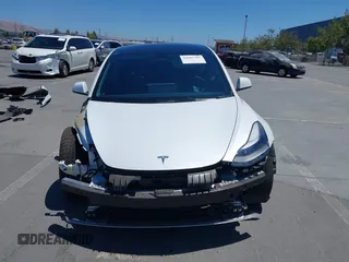 2023 Tesla Model 3 z VIN 5YJ3E1EA4PF454754, wystawiony jako IAAI lot #42665785 z przebiegiem 5 218 mil mil oraz . Historia ofert i sprzedaży dostępna na DreamBid. Obrazek 13.