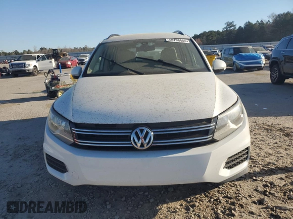 2016 Volkswagen Tiguan SE with VIN WVGBV7AX8GW029781, listed as a Copart auction lot 50786455 with 156,097 mi miles and Clean Title. Bid and sale history available at DreamBid. Image 5.