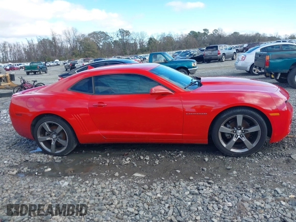 2012 Chevrolet Camaro 1LT z VIN 2G1FB1E3XC9203347, wystawiony jako IAAI lot #41261932 z przebiegiem 106 070 mil mil oraz . Historia ofert i sprzedaży dostępna na DreamBid. Obrazek 13.