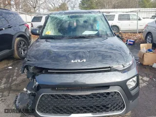 2022 Kia Soul LX with VIN KNDJ23AUXN7831117, listed as a IAAI auction lot 41292703 with 33,237 mi miles. Bid and sale history available at carsss.com. Image 12.