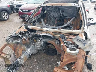 2018 BMW M3 z VIN WBS8M9C52J5K99006, wystawiony jako IAAI lot #40894548 z przebiegiem Nie podano mil oraz . Historia ofert i sprzedaży dostępna na DreamBid. Obrazek 6.