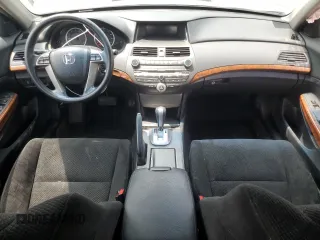 2011 Honda Accord EX z VIN 1HGCP2F76BA133580, wystawiony jako Copart lot #59005675 z przebiegiem 45 046 mil mil oraz Szkoda całkowita • Salvage title. Historia ofert i sprzedaży dostępna na DreamBid. Obrazek 8.