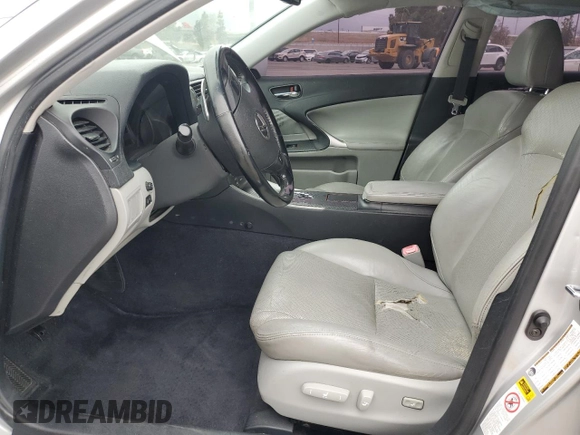 2006 Lexus IS 350 z VIN JTHBE262565002061, wystawiony jako Copart lot #53846425 z przebiegiem Nie podano mil oraz Szkoda całkowita • Salvage title. Historia ofert i sprzedaży dostępna na DreamBid. Obrazek 7.