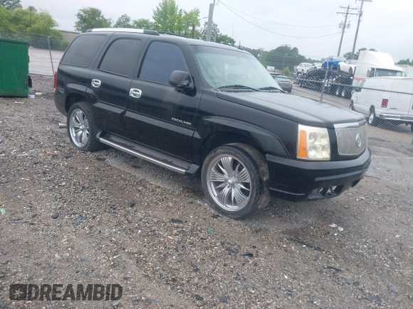 2003 Cadillac Escalade z VIN 1GYEK63N13R140496, wystawiony jako IAAI lot #42366303 z przebiegiem 90 940 mil mil oraz . Historia ofert i sprzedaży dostępna na DreamBid. Obrazek 1.