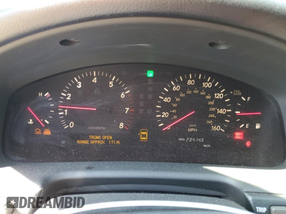 2001 Lexus LS 430 z VIN JTHBN30F710029902, wystawiony jako Copart lot #55810405 z przebiegiem 234 143 mil mil oraz Czysty tytuł • Clean title. Historia ofert i sprzedaży dostępna na DreamBid. Obrazek 9.