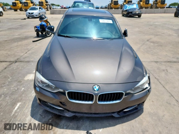 2015 BMW 3 Series 328i with VIN WBA3A5C55FF610865, listed as a Copart auction lot 59675825 with 186,429 mi miles and Salvage title. Bid and sale history available at DreamBid. Image 5.