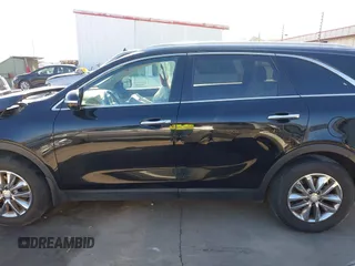 2018 Kia Sorento LX with VIN 5XYPG4A39JG342455, listed as a IAAI auction lot 41366386 with 131,033 mi miles. Bid and sale history available at carsss.com. Image 15.