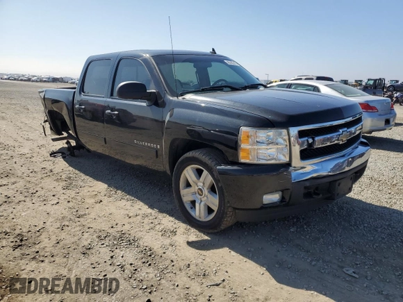 2008 Chevrolet Silverado 1500 1LT with VIN 2GCEC13J281190326, listed as a Copart auction lot 46140375 with 231,884 mi miles and Salvage Title. Bid and sale history available at DreamBid. Image 4.