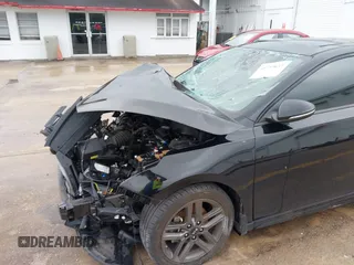 2020 Kia Forte GT-Line with VIN 3KPF34ADXLE165818, listed as a IAAI auction lot 41753657 with 58,079 mi miles. Bid and sale history available at carsss.com. Image 6.