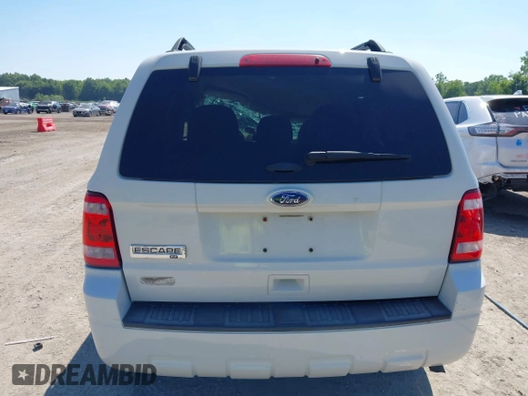 2012 Ford Escape XLT с VIN 1FMCU0D70CKB19194, выставлен на аукционе IAAI как лот 42642491 с пробегом 89 609 миль миль и . История ставок и продаж доступна на DreamBid. Изображение 17.