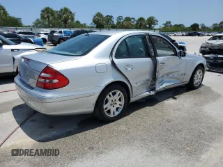 2005 Mercedes-Benz E 320 with VIN WDBUF65J65A725526, listed as a Copart auction lot 53283235 with 73,312 mi miles and Salvage Title. Bid and sale history available at DreamBid. Image 3.