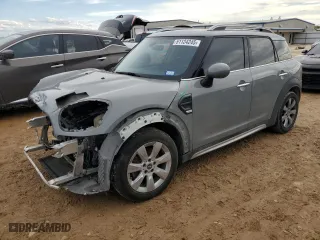 2019 MINI Countryman Cooper with VIN WMZYS7C52K3F45764, listed as a Copart auction lot 51124245 with 103,622 mi miles and Salvage Title. Bid and sale history available at carsss.com. Image 1.