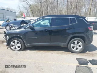 2018 Jeep Compass Latitude with VIN 3C4NJDBB1JT265894, listed as a IAAI auction lot 42109967 with 92,944 mi miles and . Bid and sale history available at DreamBid. Image 15.