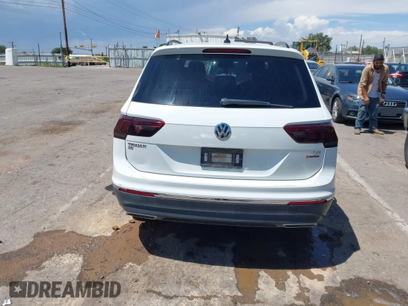 2018 Volkswagen Tiguan SEL с VIN 3VV2B7AX7JM138559, выставлен на аукционе IAAI как лот 42564565 с пробегом 74 602 миль миль и . История ставок и продаж доступна на DreamBid. Изображение 16.