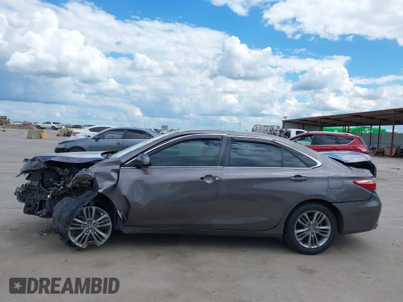 2015 Toyota Camry XLE z VIN 4T1BF1FK8FU114881, wystawiony jako IAAI lot #42231368 z przebiegiem Nie podano mil oraz . Historia ofert i sprzedaży dostępna na DreamBid. Obrazek 15.