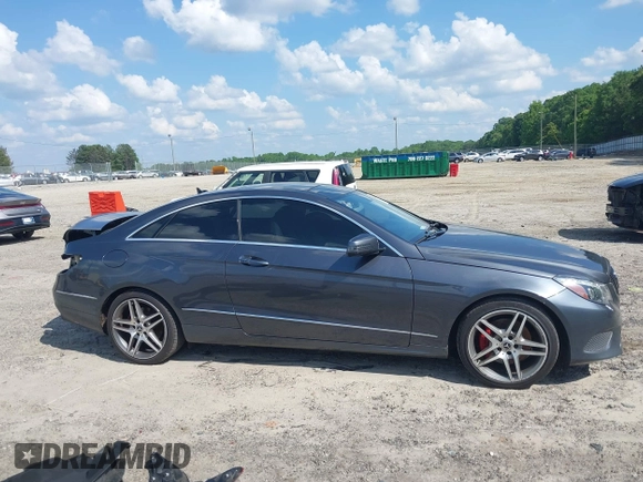 2014 Mercedes-Benz E 350 with VIN WDDKJ5KB0EF278800, listed as a IAAI auction lot 42222800 with 154,170 mi miles and . Bid and sale history available at DreamBid. Image 14.