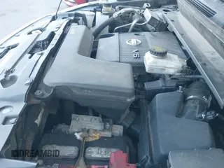 2014 Nissan Pathfinder SV z VIN 5N1AR2MN7EC674336, wystawiony jako IAAI lot #43401427 z przebiegiem 193 493 mil mil oraz . Historia ofert i sprzedaży dostępna na DreamBid. Obrazek 12.