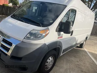 2018 Ram ProMaster Cargo with VIN 3C6URVJG1JE152322, listed as a Copart auction lot 44421785 with 179,000 mi miles and Clean Title. Bid and sale history available at carsss.com. Image 2.