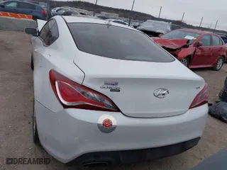 2013 Hyundai Genesis Coupe 2.0T R-Spec with VIN KMHHT6KD0DU099863, listed as a IAAI auction lot 41087471 with 1 mi miles. Bid and sale history available at carsss.com. Image 16.