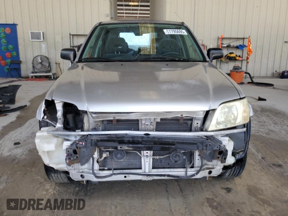 2001 Honda CR-V LX with VIN JHLRD28461C003132, listed as a Copart auction lot 51795695 with 133,027 mi miles and Salvage Title. Bid and sale history available at carsss.com. Image 5.