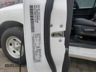 2023 Ram 1500 Tradesman z VIN 1C6RR7FG3PS524260, wystawiony jako Copart lot #58727945 z przebiegiem 21 169 mil mil oraz Czysty tytuł • Clean title. Historia ofert i sprzedaży dostępna na DreamBid. Obrazek 12.