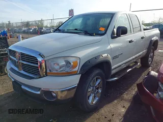 2006 Dodge 1500 ST with VIN 1D7HU18N66J192871, listed as a IAAI auction lot 42100122 with 153,801 mi miles. Bid and sale history available at carsss.com. Image 2.