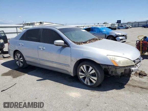2003 Honda Accord EX z VIN 1HGCM66503A058827, wystawiony jako Copart lot #57183375 z przebiegiem 188 782 mil mil oraz Czysty tytuł • Clean title. Historia ofert i sprzedaży dostępna na DreamBid. Obrazek 4.