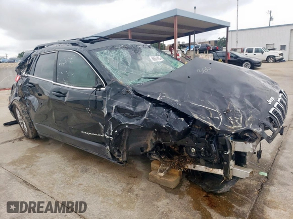 2022 Jeep Cherokee Latitude Lux with VIN 1C4PJLMX3ND501694, listed as a Copart auction lot 60551415 with 112,268 mi miles and Salvage title. Bid and sale history available at DreamBid. Image 4.