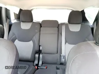 2016 Jeep Cherokee Sport с VIN 1C4PJLAB0GW249838, выставлен на аукционе Copart как лот 62349305 с пробегом 208 192 миль миль и Списание • Salvage title. История ставок и продаж доступна на DreamBid. Изображение 10.